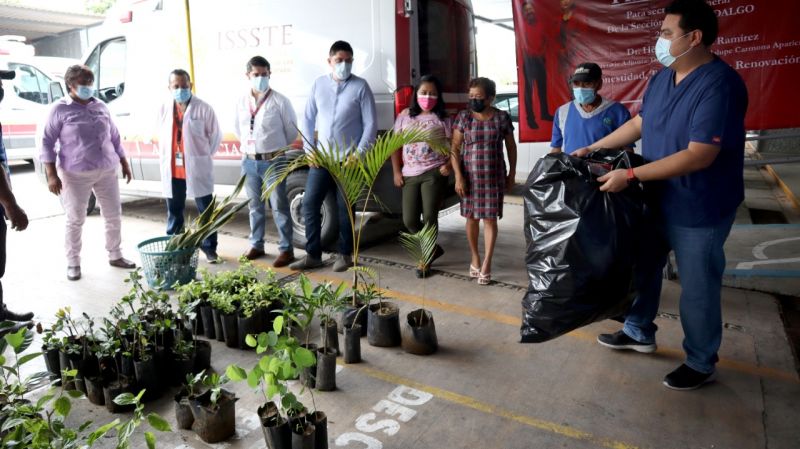Presidencia e ISSSTE clínica, rehabilitaron la cubierta forestal del inmueble del hospital