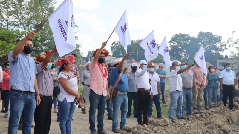 Después de 38 años se pavimentará segunda calle de Charco Azul