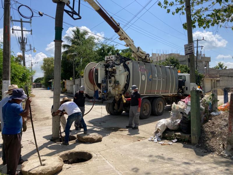Desazolvan Huejutla en 20 días con vactor