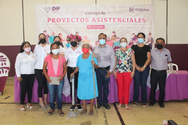 Entrega DIF Huejutla, alrededor de 200 ayudas funcionales