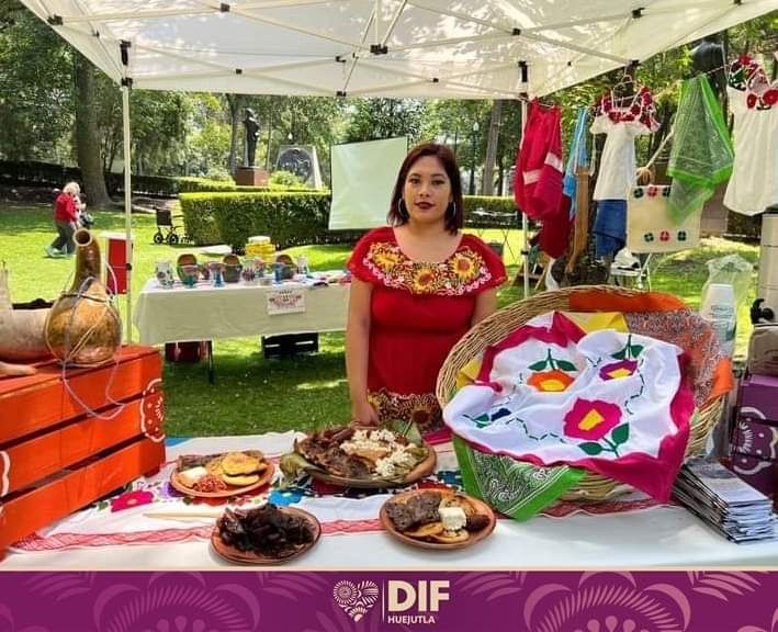 Hidalgo a través de Huejutla,primero en exponer en Los Pinos