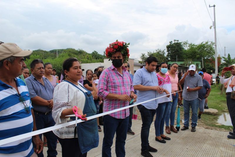 Más de 6 millones en obras entrega Daniel Andrade